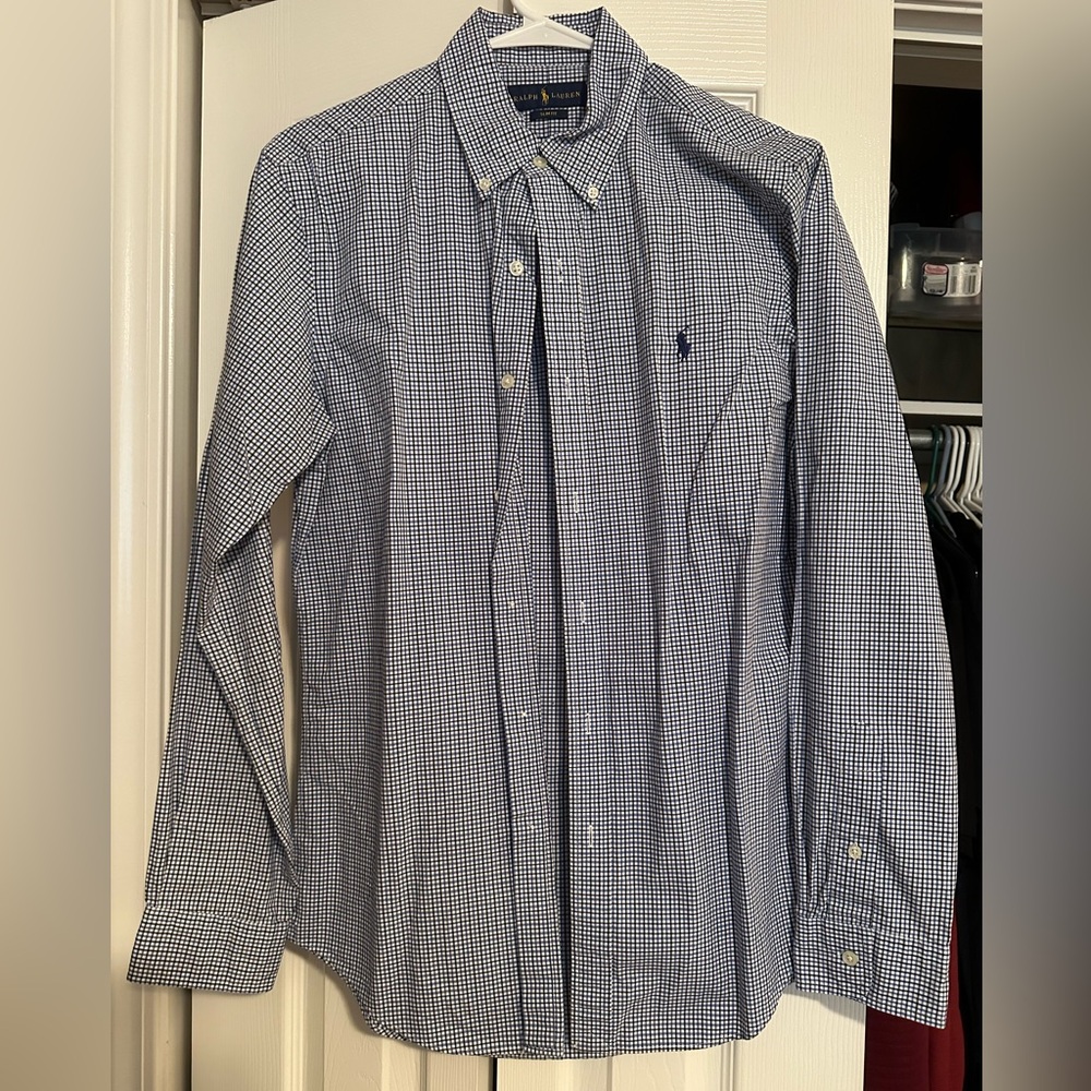 Ralph Lauren slim fit button down. Men’s size medium